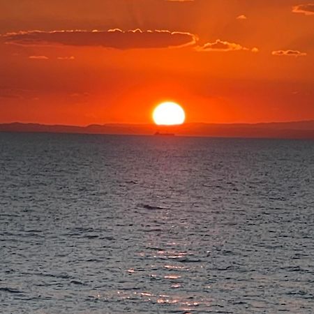 Raʼs Matārimah Amazing Beach View In Ras Sudr راس سدر Ras Sedr מראה חיצוני תמונה